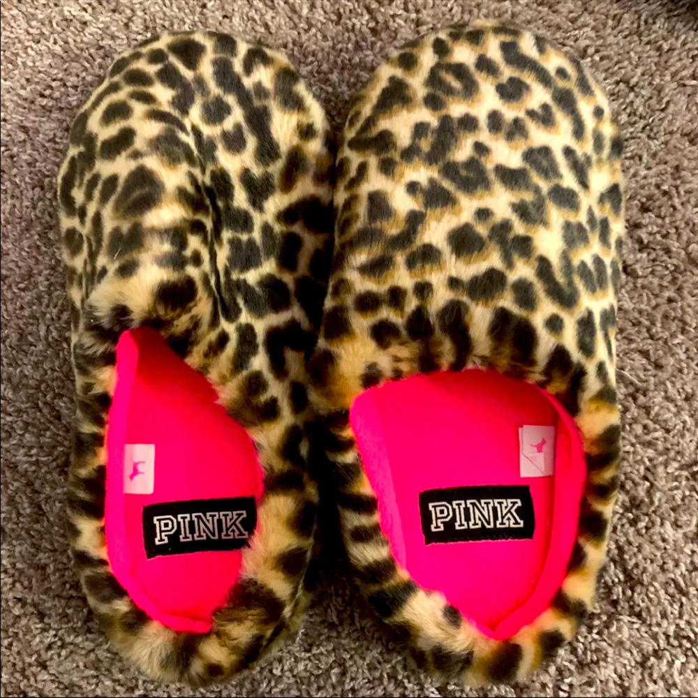 PINK VS Cheetah Slippers!